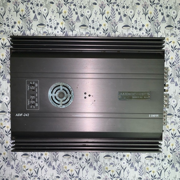 Audiofonics Amp ADF-242 $100 - Picture 1 of 5
